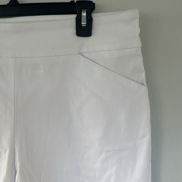 Coral Bay white Easy Care elastic comfort waist Bermuda style shorts size 16 - Picture 6 of 14